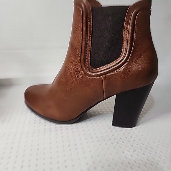 Call It Spring 10US Womens Brown Vegan Leather Chelsea Ankle Boots Block Heel - Picture 8 of 11